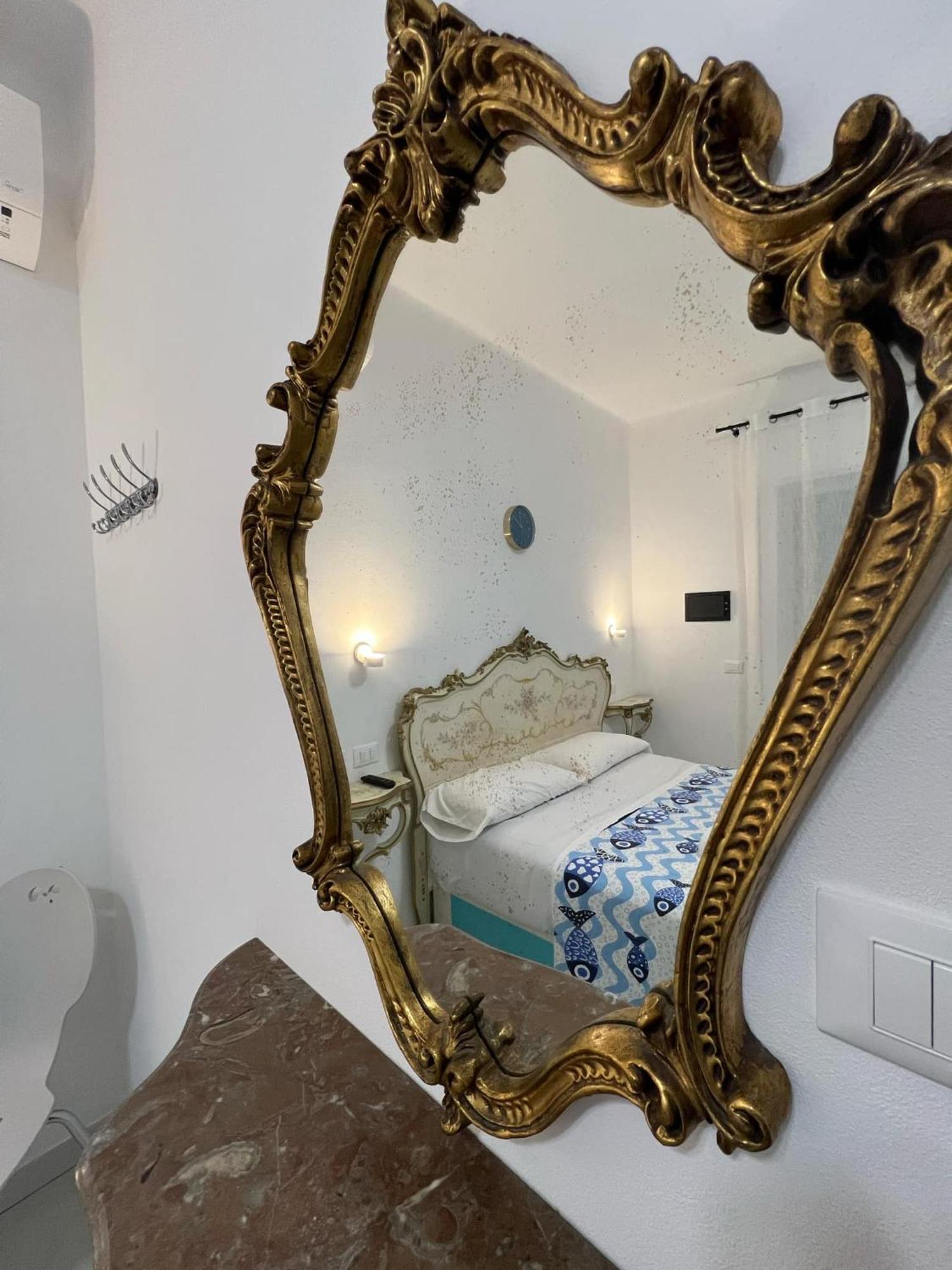 Bike Hotel Oasi Finale Ligure Exterior foto
